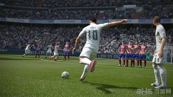 《FIFA 17》PS3与Xbox360版内容阉割遭玩家抗议