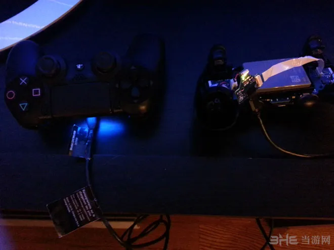 索尼PS4 DualShock4手柄耗电量大 玩家表示可接受