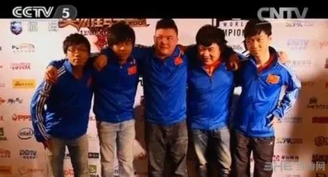 体育人间电子竞技lol英雄联盟20140113收视爆表 皇族V5