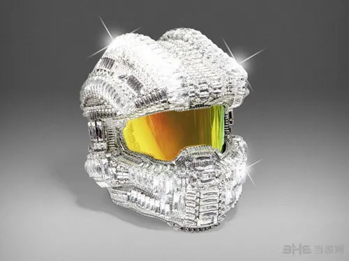 亮瞎双眼 《光环5：守护者》头盔镶2.5万枚施华洛世奇水晶