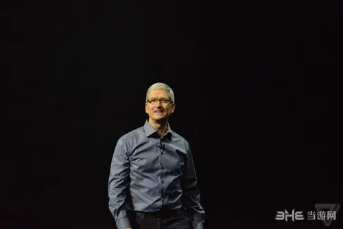 苹果CEO专访：Phone 6s玫瑰金专为中国定制