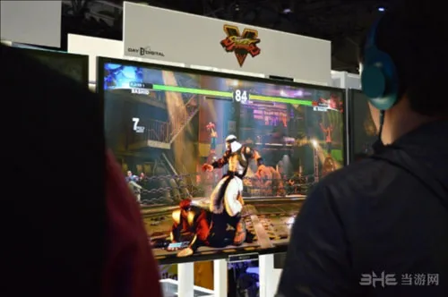 《街头霸王5》PS4版屏摄新截图赏析 经典角色热血乱斗